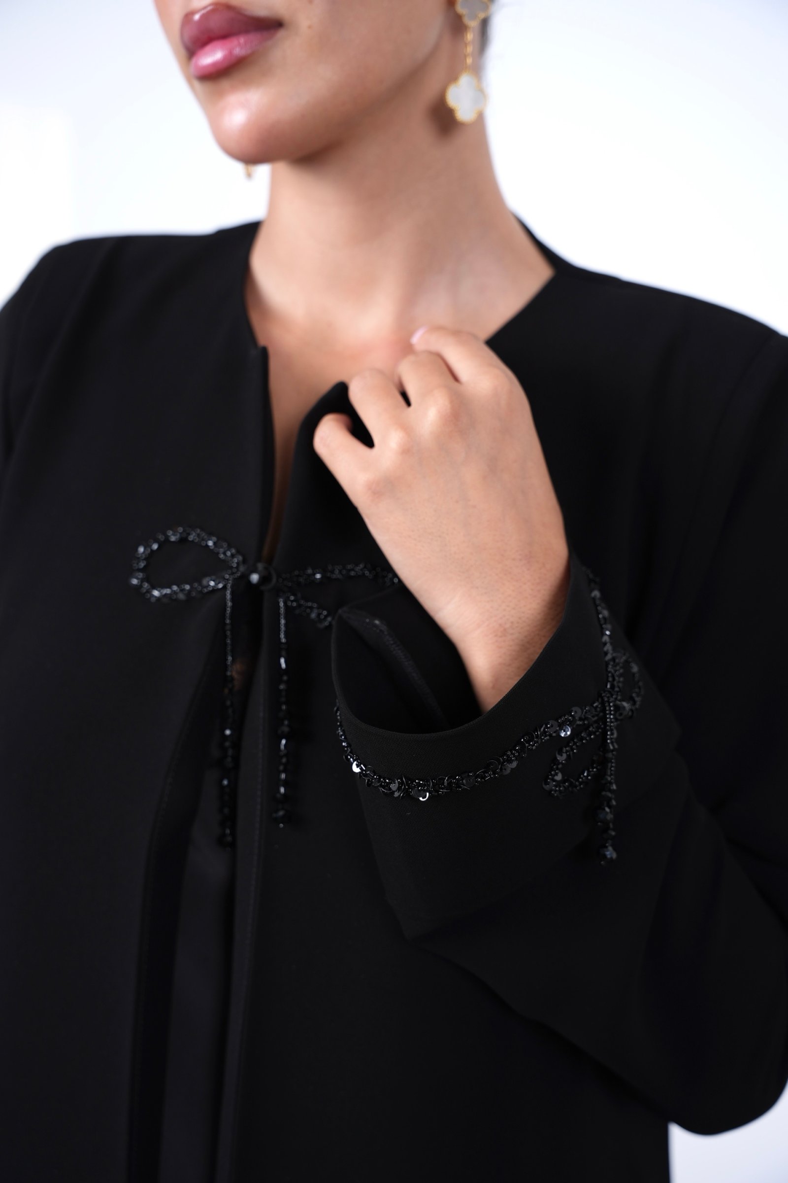 LOOK 8 - Image 5